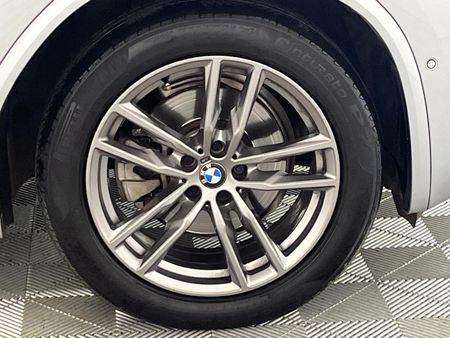 2021-BMW-X4-xDrive20d-M-Sport_5