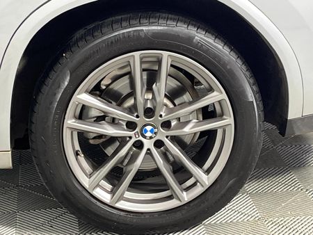 2021-BMW-X4-xDrive20d-M-Sport_6