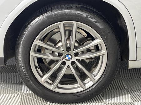 2021-BMW-X4-xDrive20d-M-Sport_7