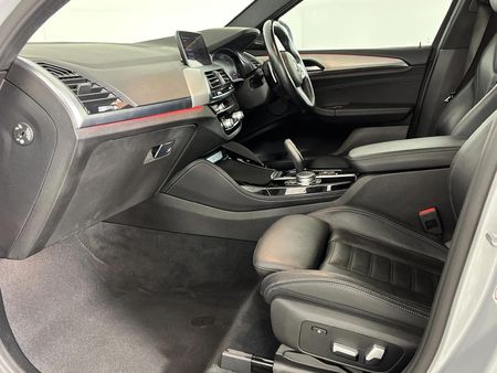 2021-BMW-X4-xDrive20d-M-Sport_8