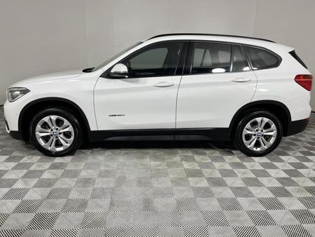 2016-BMW-X1-sDrive20d-Auto_18