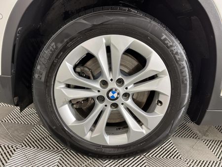 2016-BMW-X1-sDrive20d-Auto_4
