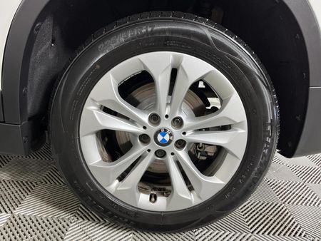 2016-BMW-X1-sDrive20d-Auto_6