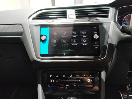 2025-Volkswagen-Tiguan-Allspace-14-TSI-R-Line-DSG-Auto_17