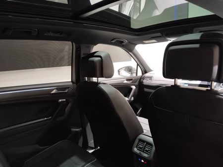 2025-Volkswagen-Tiguan-Allspace-14-TSI-R-Line-DSG-Auto_23