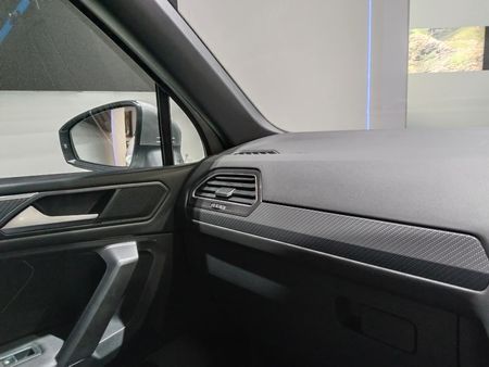 2025-Volkswagen-Tiguan-Allspace-14-TSI-R-Line-DSG-Auto_26