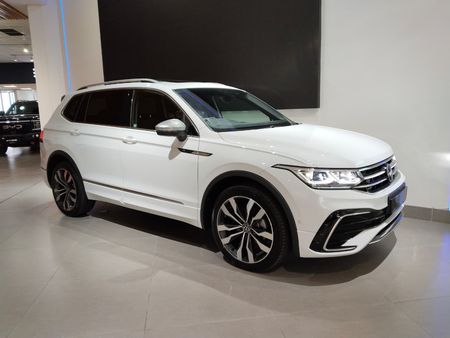 2025-Volkswagen-Tiguan-Allspace-14-TSI-R-Line-DSG-Auto_2