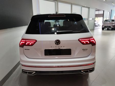 2025-Volkswagen-Tiguan-Allspace-14-TSI-R-Line-DSG-Auto_7
