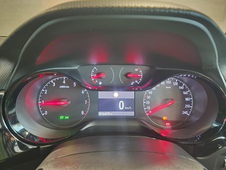 2025-Opel-Corsa-12T-Lite_12