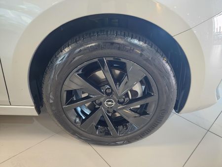 2025-Opel-Corsa-12T-Lite_8