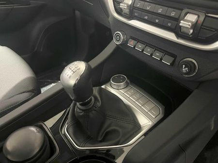 2026-Foton-Tunland-20T-G7-TLX-4x4-Single-Cab_16