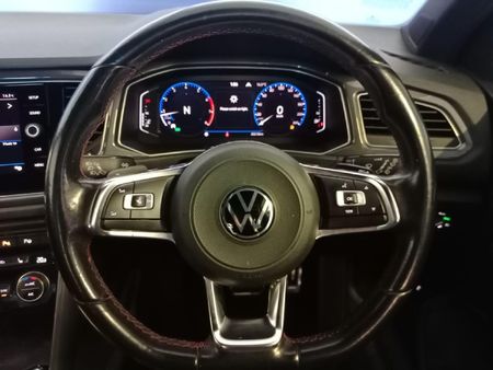 2021-Volkswagen-T-Roc-20-TSI-4Motion-R-Line-Auto_15