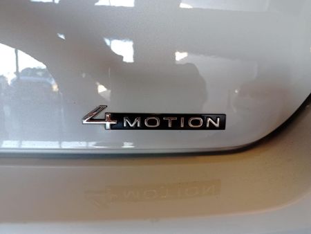 2021-Volkswagen-T-Roc-20-TSI-4Motion-R-Line-Auto_33