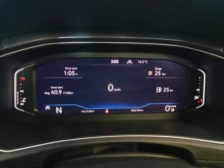 2021-Volkswagen-T-Roc-20-TSI-4Motion-R-Line-Auto_35