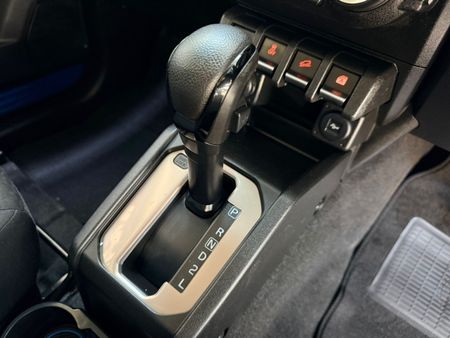2019-Suzuki-Jimny-15-GLX-Auto_5