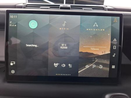 2023-Land-Rover-Defender-110-D240-HSE-X-Dynamic-177kw_14