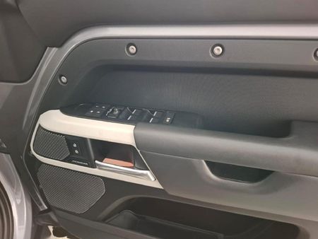 2023-Land-Rover-Defender-110-D240-HSE-X-Dynamic-177kw_6