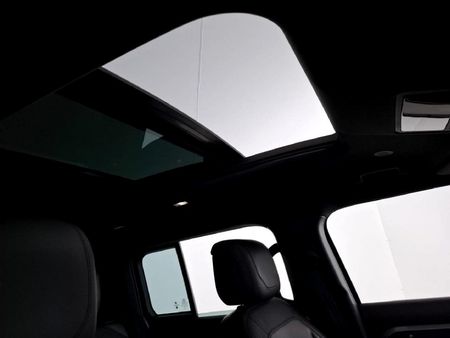 2023-Land-Rover-Defender-110-D240-HSE-X-Dynamic-177kw_7