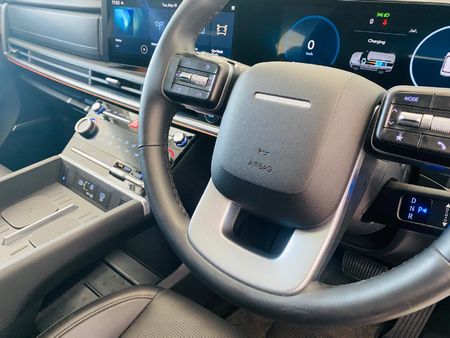 2025-Hyundai-Santa-Fe-16H-Elite-AWD-Hybrid_9