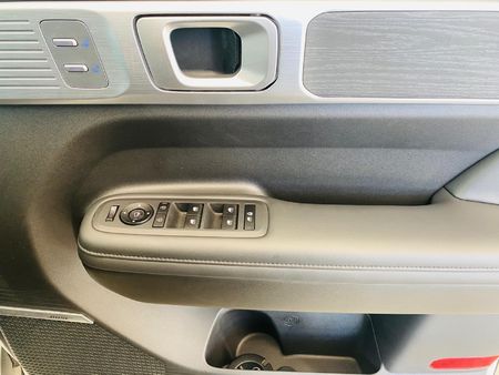 2025-Hyundai-Santa-Fe-16H-Elite-AWD-Hybrid_17