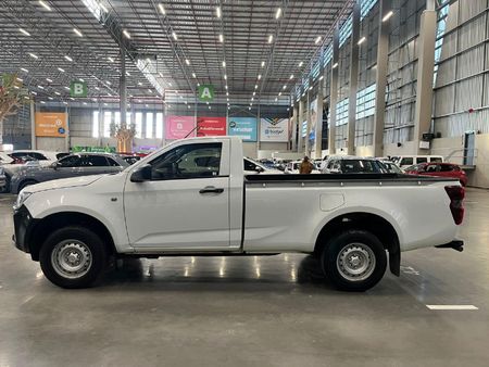 2023-Isuzu-D-Max-19-DDI-HR-L-Single-Cab_3
