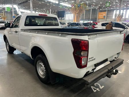 2023-Isuzu-D-Max-19-DDI-HR-L-Single-Cab_4