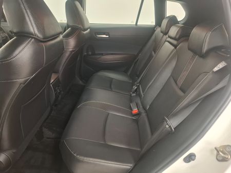 2025-Toyota-Corolla-Cross-18-XS-Hybrid_24