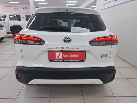 2025-Toyota-Corolla-Cross-18-XS-Hybrid_6