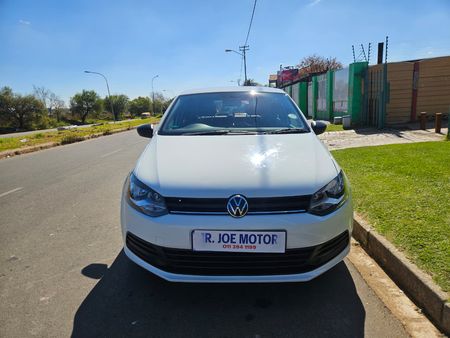 2022-Volkswagen-Polo-Vivo-14-Comfortline-5-dr_7