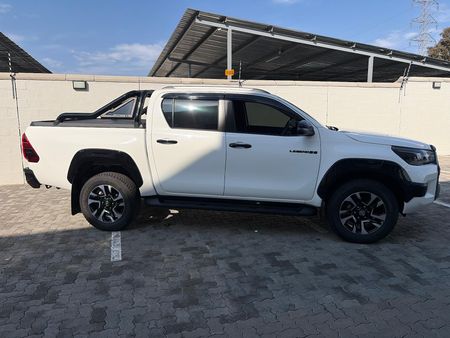 2026-Toyota-Hilux-28-GD-6-RB-Legend-55-Auto-Double-Cab_1