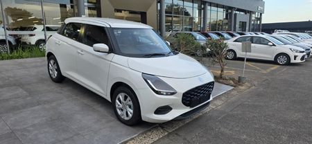 2025-Suzuki-Swift-12-GL_1