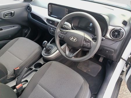 2025-Hyundai-Exter-12-Premium-Auto_12