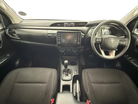 2023-Toyota-Hilux-24-GD-6-Raised-Body-Raider-Auto-Double-Cab_1