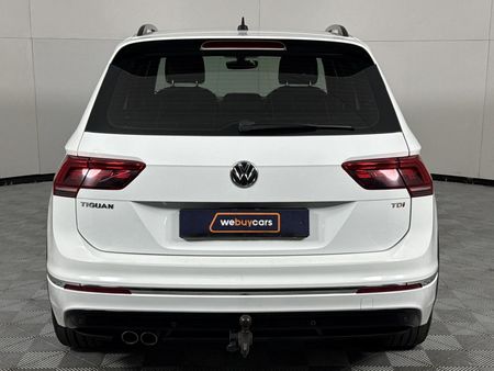2017-Volkswagen-Tiguan-20-TDI-Comfortline_18