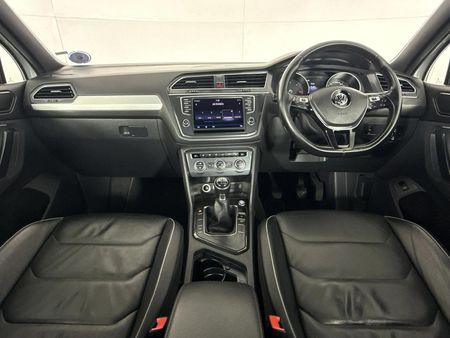 2017-Volkswagen-Tiguan-20-TDI-Comfortline_1