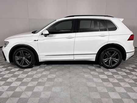 2017-Volkswagen-Tiguan-20-TDI-Comfortline_19