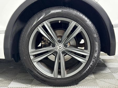 2017-Volkswagen-Tiguan-20-TDI-Comfortline_6