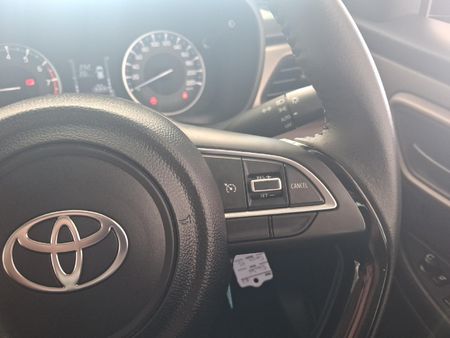2025-Toyota-Starlet-Cross-15XS_9