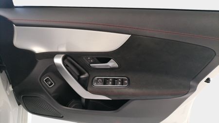 2024-Mercedes-Benz-CLA-200-Progressive-Auto_14