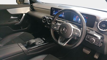 2024-Mercedes-Benz-CLA-200-Progressive-Auto_8