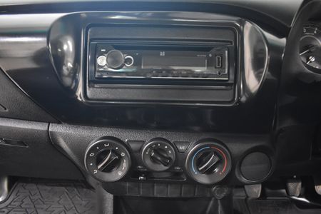 2022-Toyota-Hilux-24-GD-Single-Cab_14