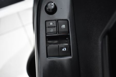 2022-Toyota-Hilux-24-GD-Single-Cab_16