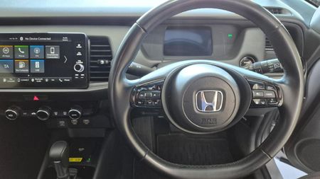 2026-Honda-Fit-15-Comfort_6