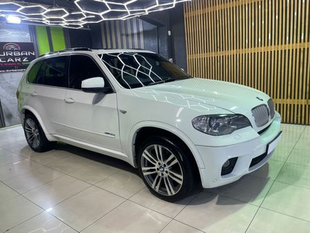 2013-BMW-X5-xDrive30d-Auto_0