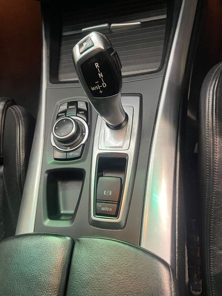 2013-BMW-X5-xDrive30d-Auto_22