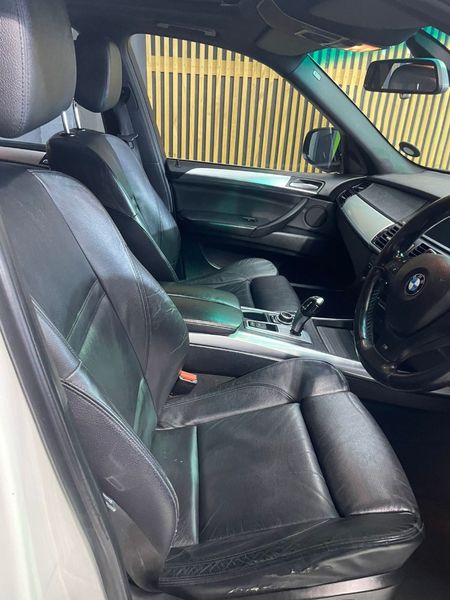 2013-BMW-X5-xDrive30d-Auto_26