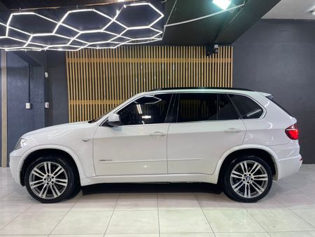 2013-BMW-X5-xDrive30d-Auto_5