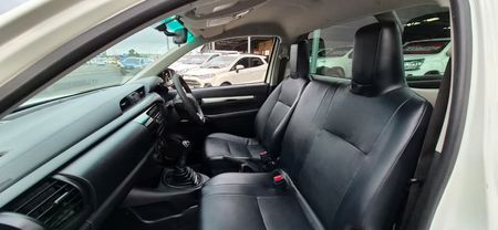 2021-Toyota-Hilux-24-GD-Single-Cab_10