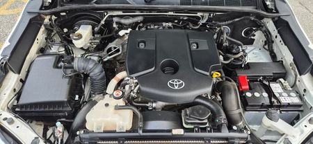 2021-Toyota-Hilux-24-GD-Single-Cab_11