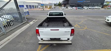 2021-Toyota-Hilux-24-GD-Single-Cab_7